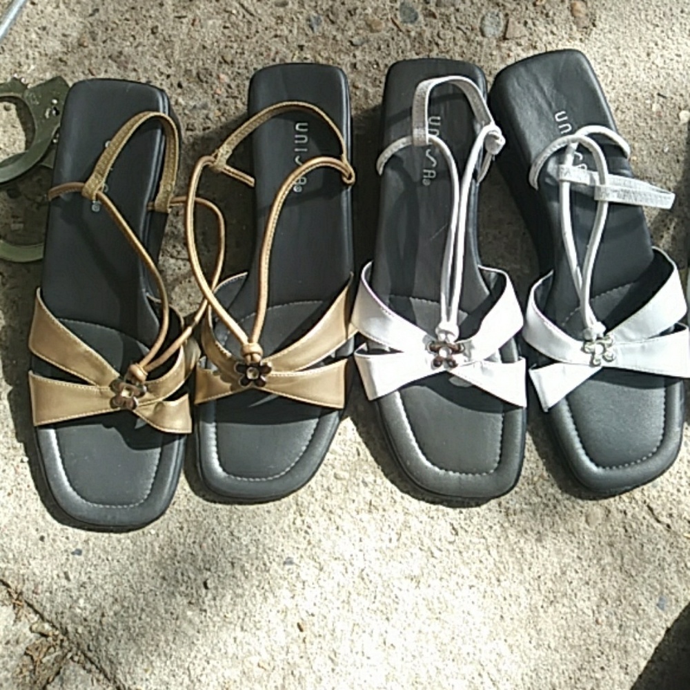 Sandels